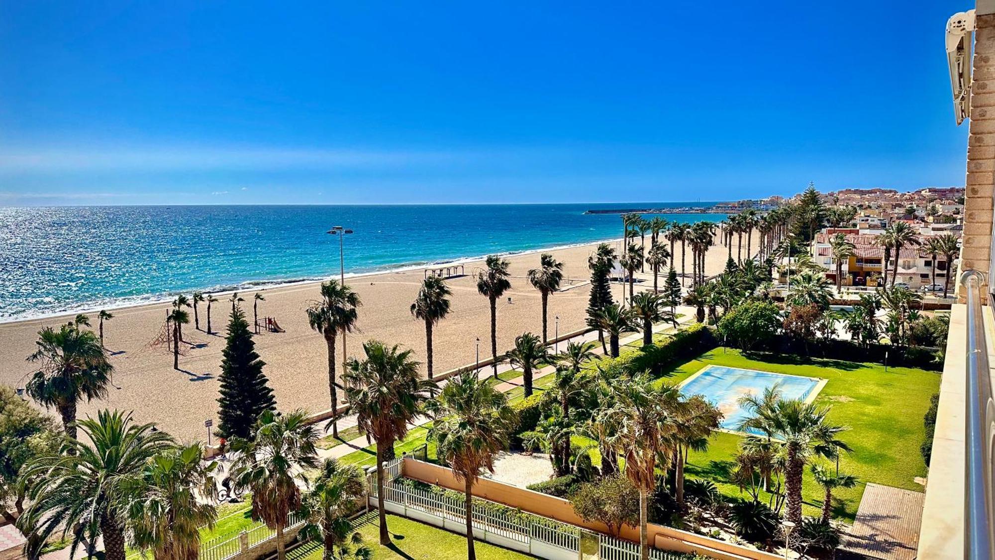Vista Del Mar Residencial Lejlighed Roquetas de Mar Eksteriør billede