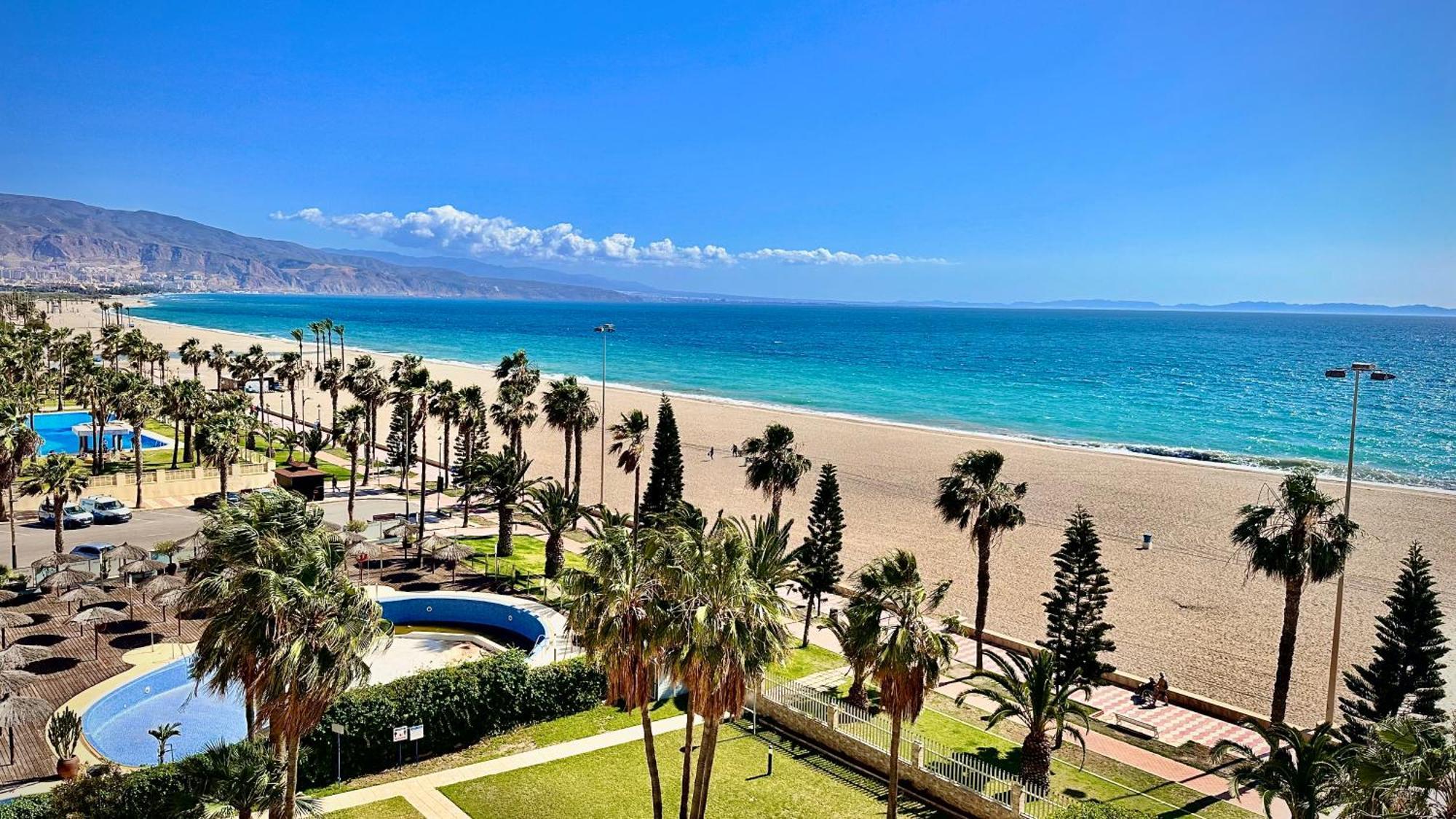 Vista Del Mar Residencial Lejlighed Roquetas de Mar Eksteriør billede